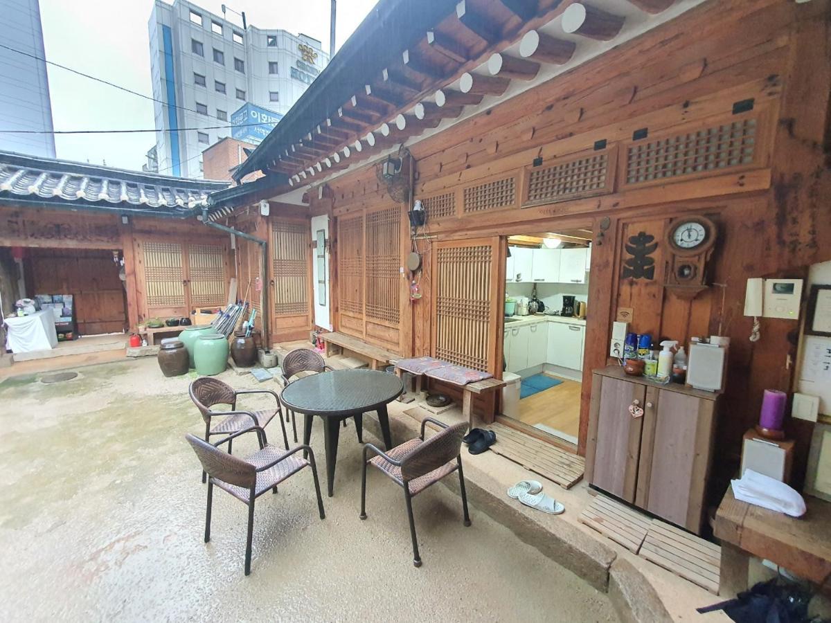 Namhyundang - Hanok Korean Traditional House Seoul Exterior photo